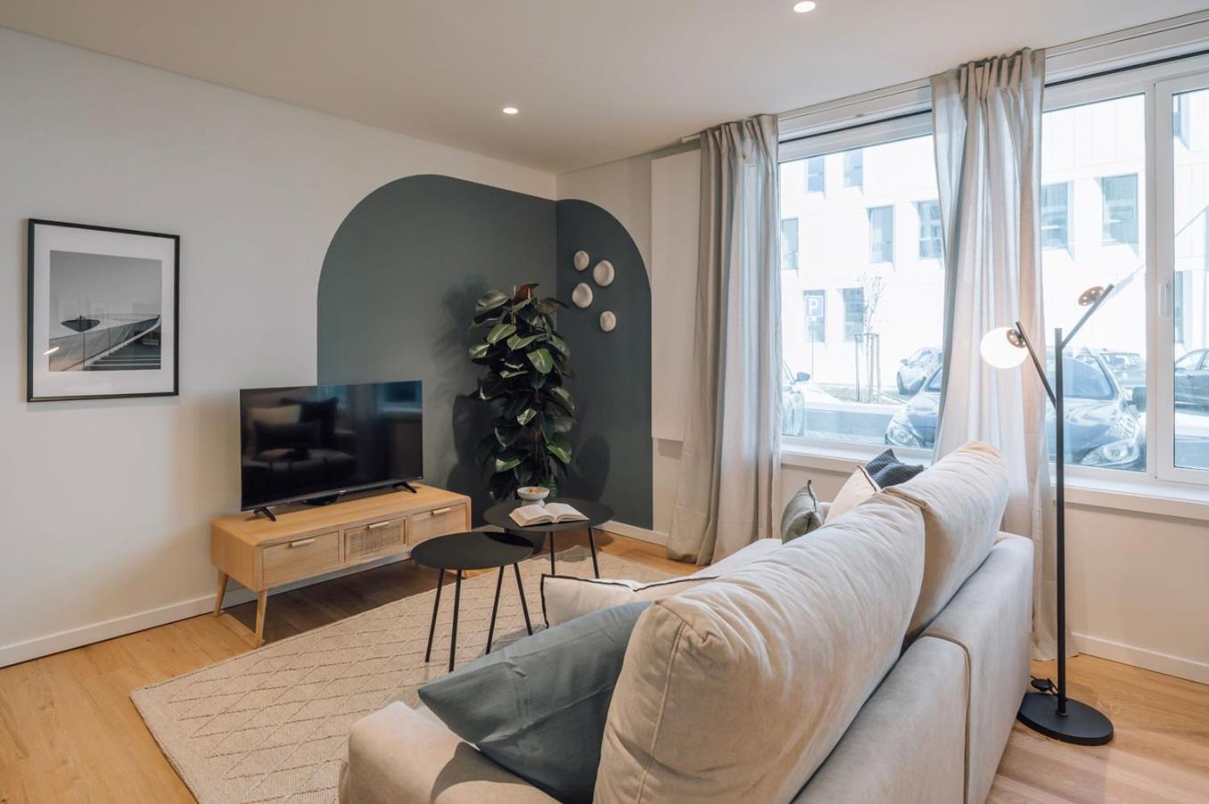 Gale - 1 Bedroom And Pool In Areeiro *